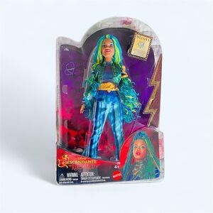 Disney Descendants The Rise of Red Uliana Doll – New in Box